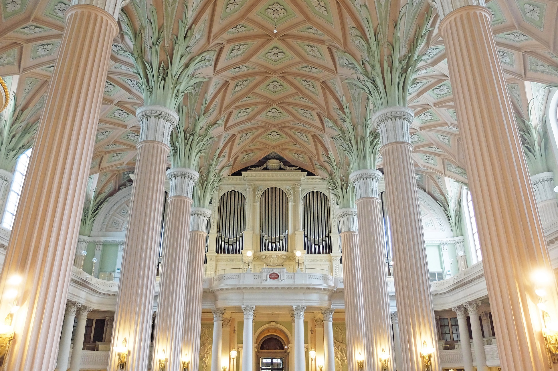 Nikolaikirche (innen)